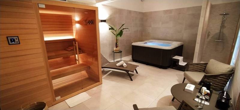 SPA PRIVATIF LES NATIONS SPA PRIVATIF LES NATIONS